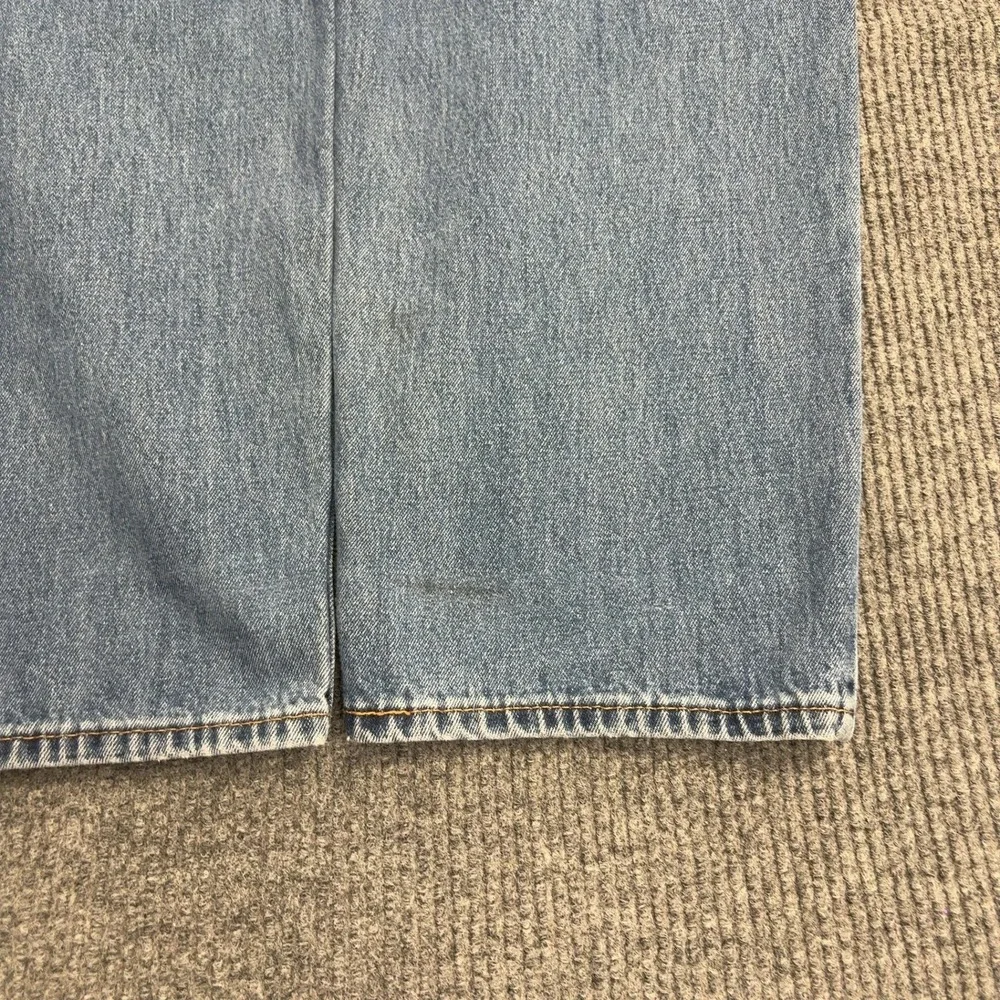 Levis measurements waist